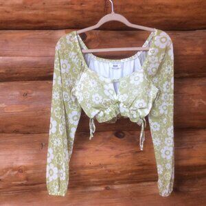 Madden NYC Green & White Milkmaid Floral Cropped Top Size Medium